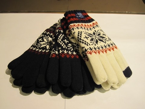 クリスマスプレゼントに～手袋も喜ばれます～