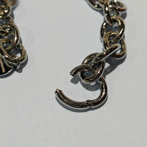 【Steel genic】コーデのワンポイントに、チェーンアクセサリーを。