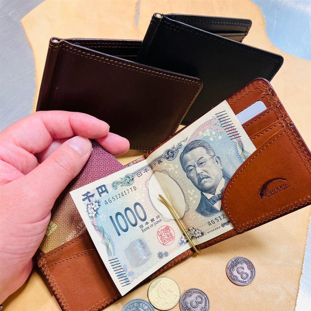 【使うほどに味が出る、こだわりのイタリアンレザー】CORBO コルボ マネークリップ