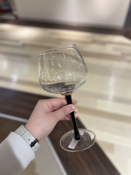 「DULTON」お洒落なグラスで美味しいワインを。