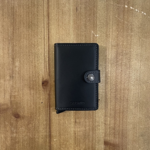 【SECRID】カードメインのお財布。
