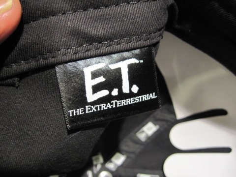 映画「E.T.」のニューエラのキャップ