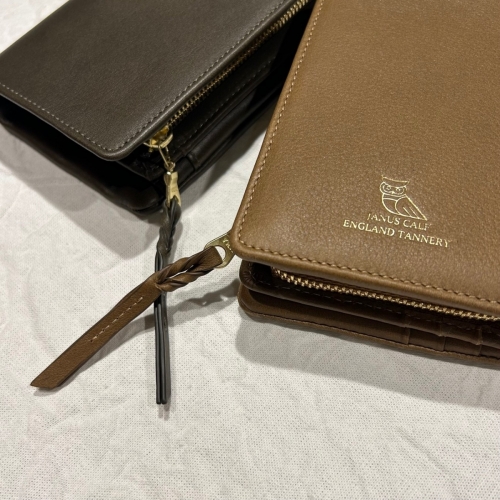 【KOI】最高級ヤヌスカーフ財布が入荷！