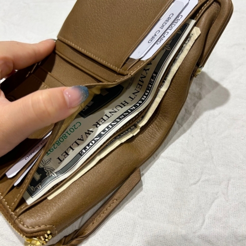 【KOI】最高級ヤヌスカーフ財布が入荷！