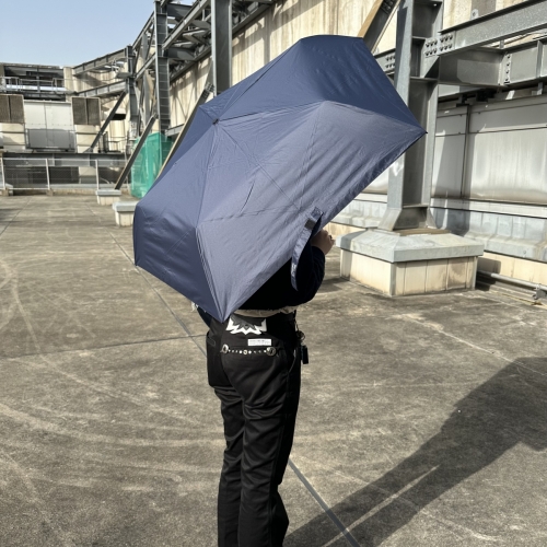 【日傘・帽子】強い日差しから身を守る